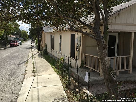 2nd image of 3008 W Cesar E Chavez Blvd