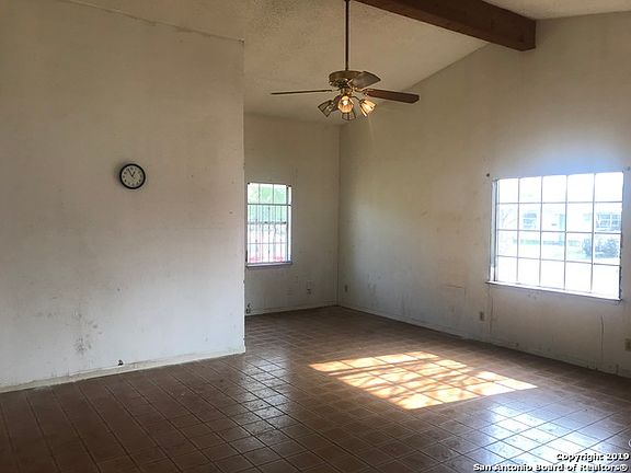 2nd image of 355 Pilgrim Dr
