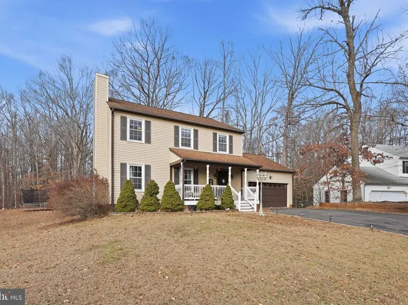 2076 Aquia Dr, Stafford, VA 22554