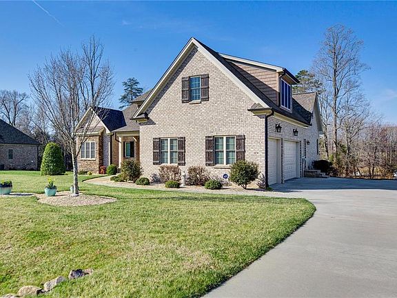 4th image of 7807 Gatsby Pl