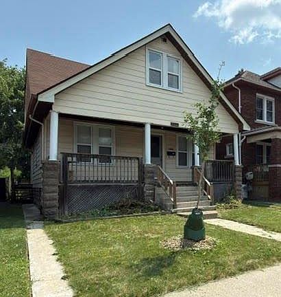 2nd image of 1580 Dufferin Pl