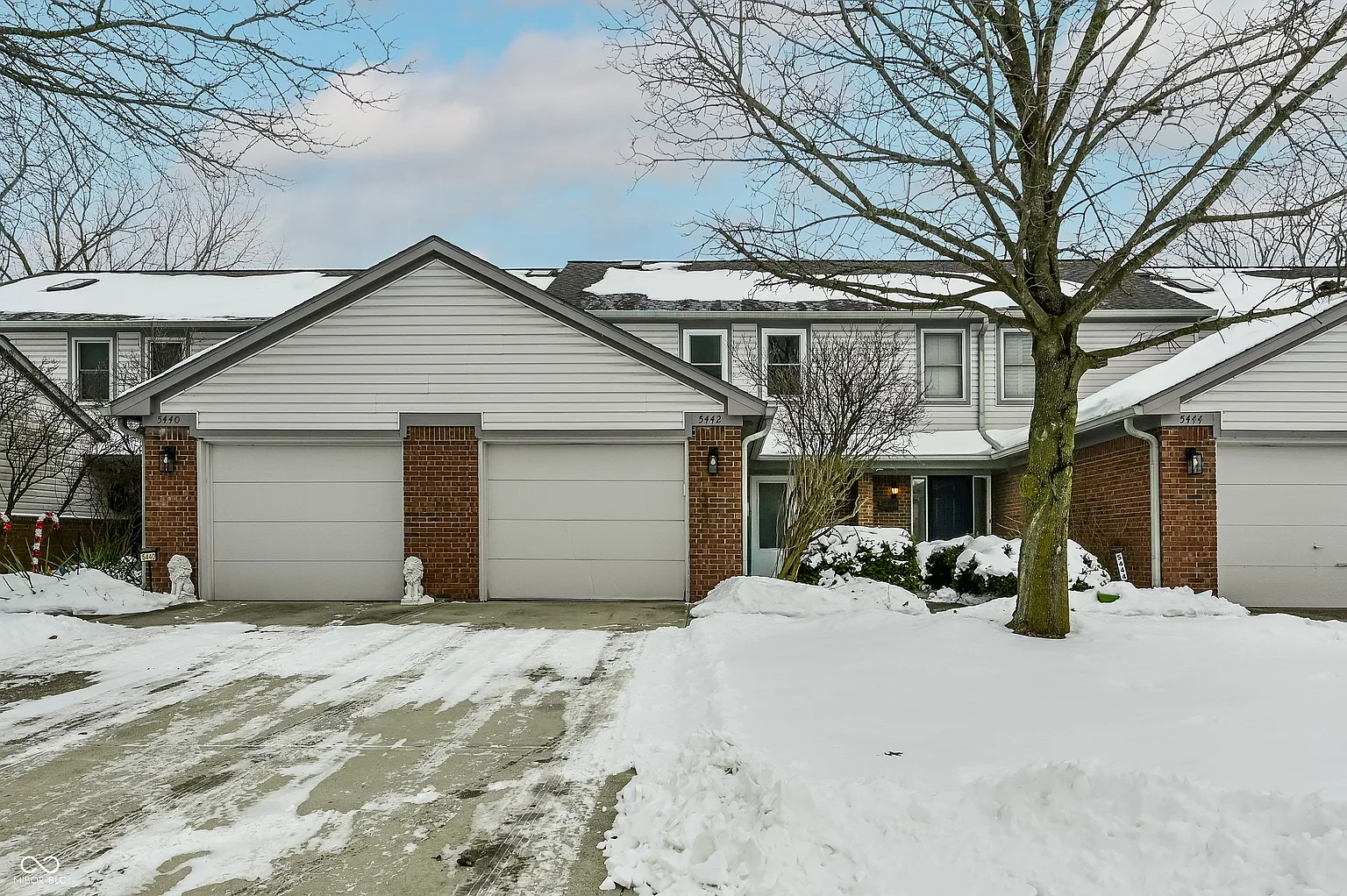 5442 Bay Harbor Dr photo 1