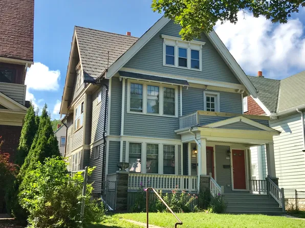 2123 N 51st St, Milwaukee, WI 53208