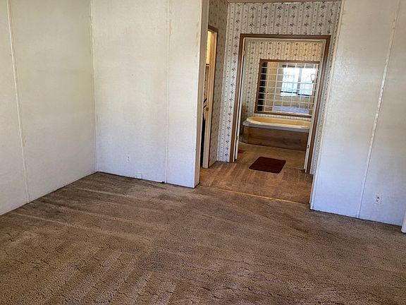 5th image of 71 Lake Ct