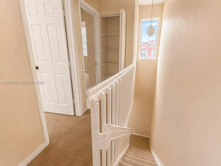 641 E Mowry Ct — Photo 6