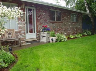 1215 SE Kibling Ave, Troutdale, OR