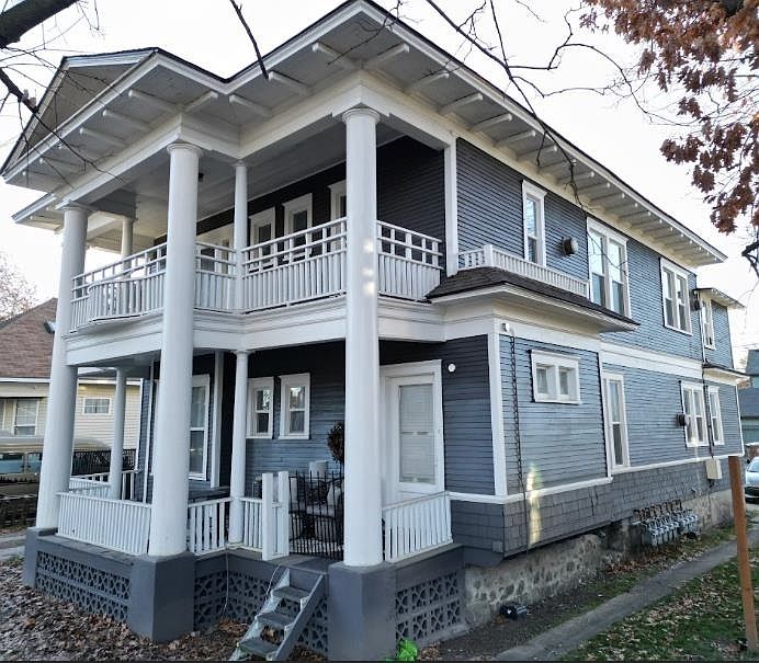 1st image of 1119 W Augusta Ave #11251823