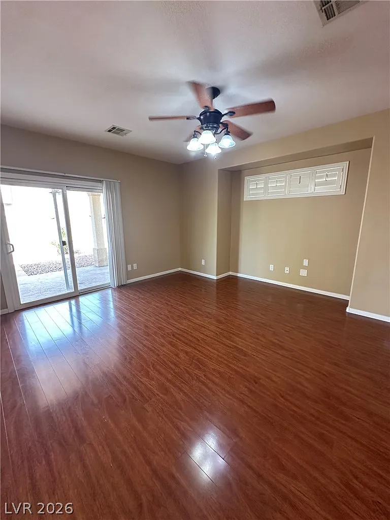 2 bed, 2.5 bath, 1614 sqft, $1,925 — Photo 3
