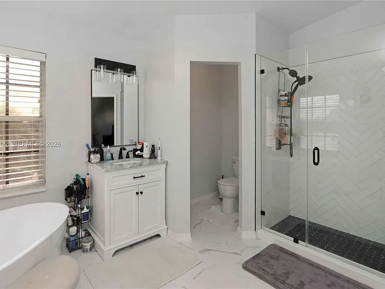 2232 SW 120th Ave — Photo 26