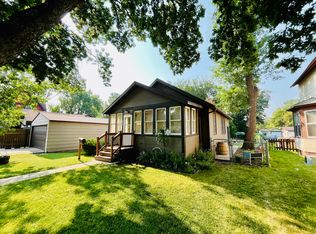 712 9th Ave SE, Aberdeen, SD 57401