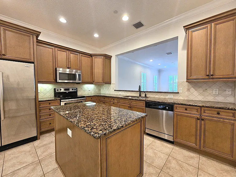 620 Campus St #1301 — Photo 28