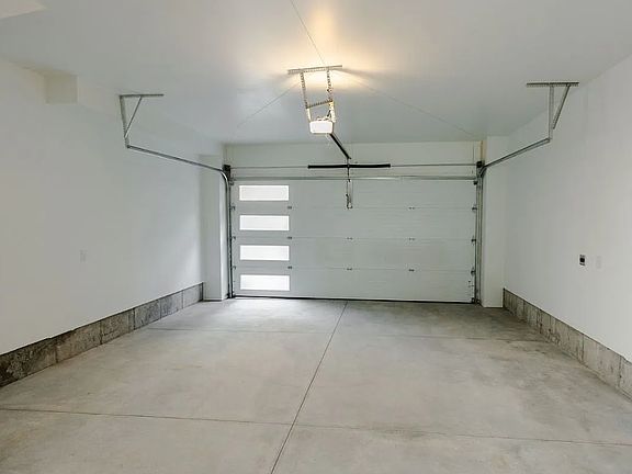 3rd image of 12267 S Placer St Unit 3001