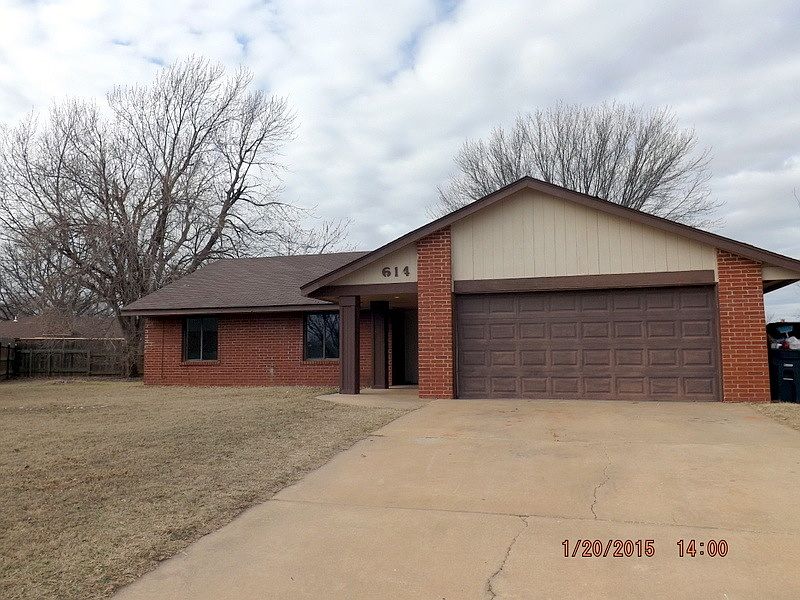1st image of 614 N Cimarron Dr