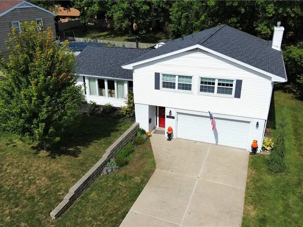 218 Denvale Dr, Danville, IL 61832