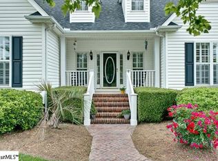 7 Fieldwood Ln, Simpsonville, SC 29681