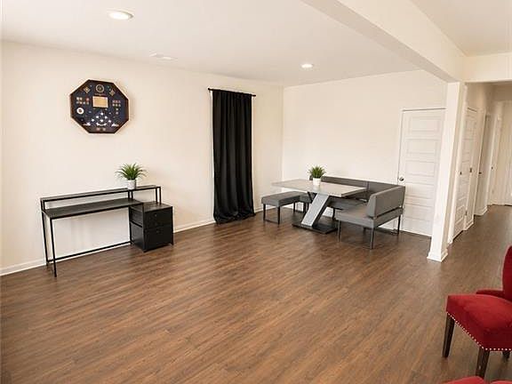 4th image of 4100 Audrey Ln