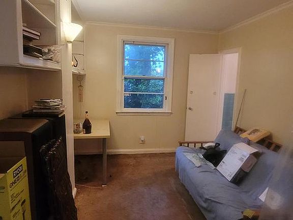 5th image of 1021 Lakeside Ave