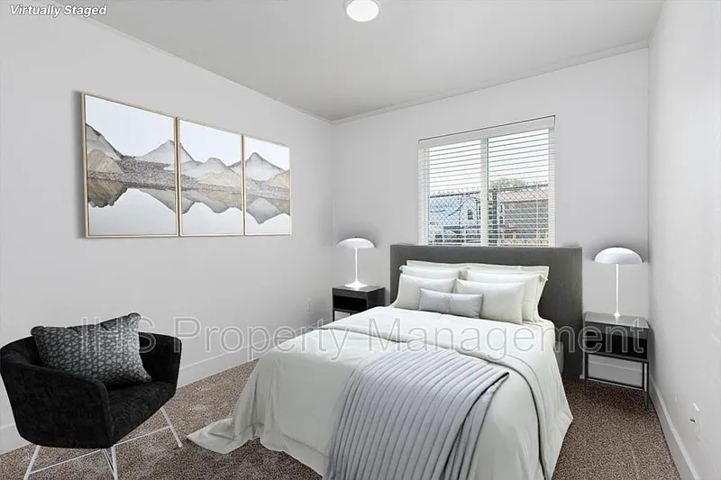 2 bed, 1.0 bath, 901 sqft, $1,350 — Photo 4