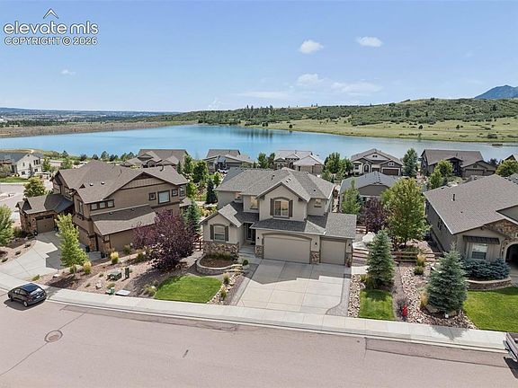 2nd image of 2941 Lakefront Dr