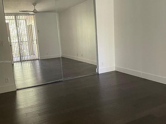 4th image of 10791 NW 14th St APT 302