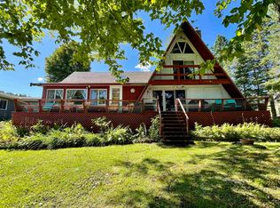 994 W Echo Lake Rd, East Charleston, VT 05872