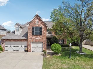 9205 N 103rd East Pl, Owasso, OK 74055