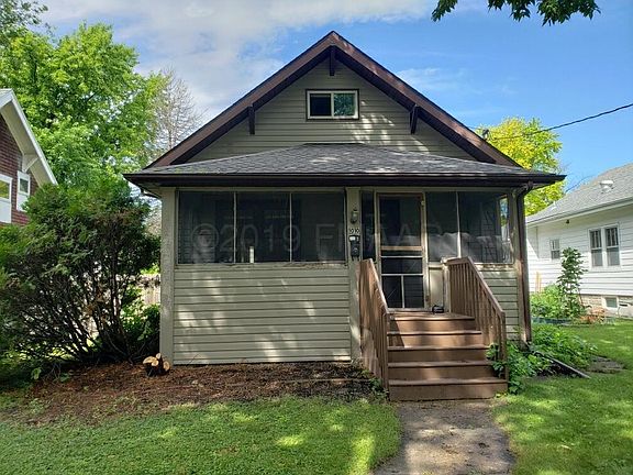 2nd image of 1010 1st St N