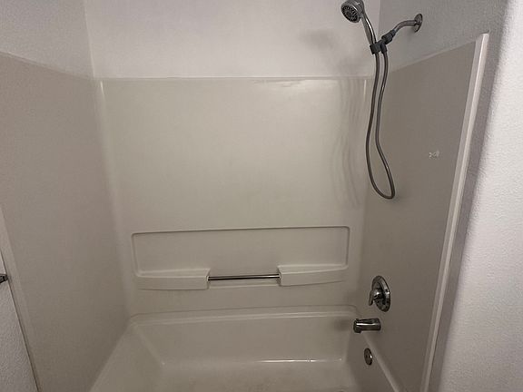 5th image of 13607 Keesha Jo Ave SE