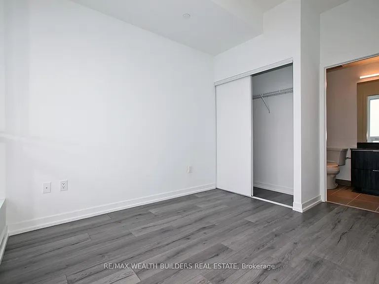 395 Bloor St E #3504 — Photo 16