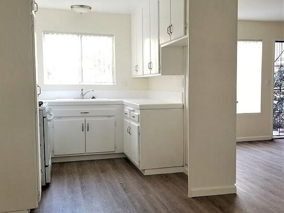 5th image of 4626 Bancroft St #13