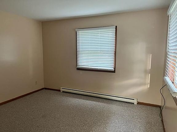 3rd image of 413 N Reinberg Ave APT 415