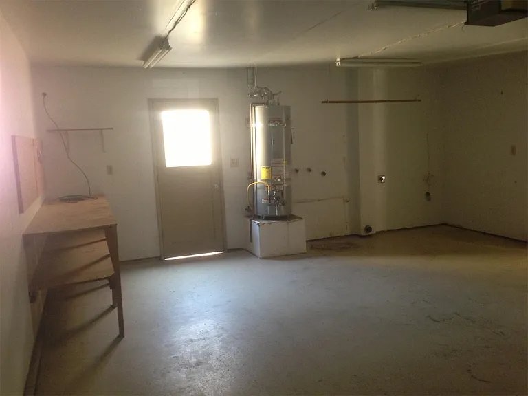 825 W Union Ave — Photo 17
