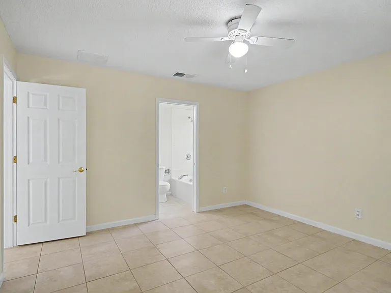 90 Buttonworth Dr #A — Photo 26