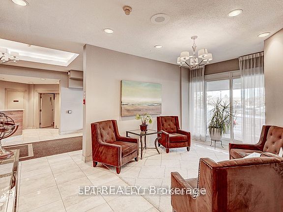 5th image of 10 Dean Park Rd #1101
