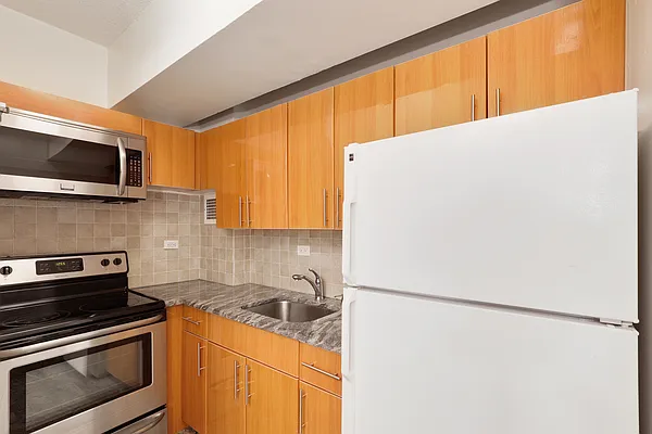 Rented by Oxford Property Group | media 4