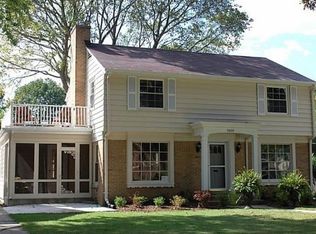 5859 N Santa Monica Blvd, Whitefish Bay, WI 53217