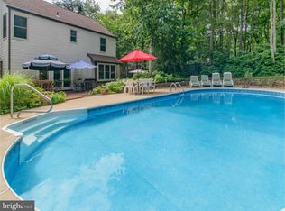 20 Sutley Dr, Voorhees, NJ 08043