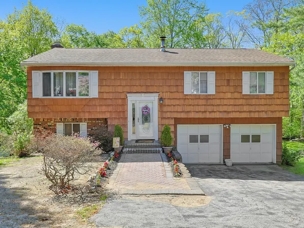 9 Samson Drive, Pleasantville, NY 10570