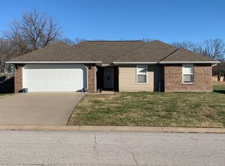 2795 Neosho Heights Ave, Neosho, MO 64850