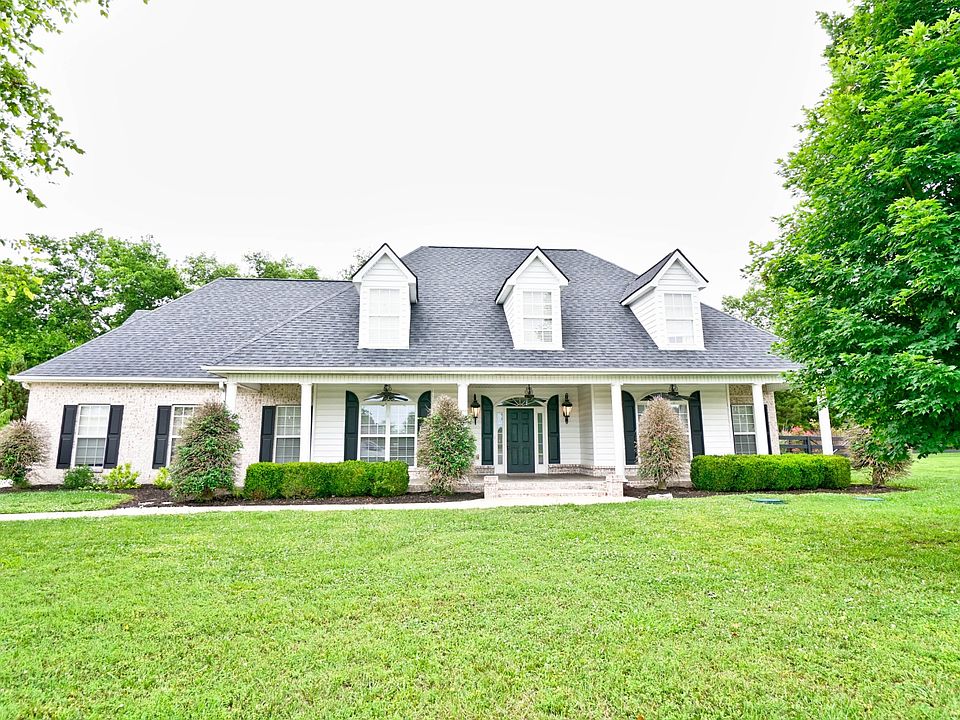 1st image of 4416 Thoroughbred Ln