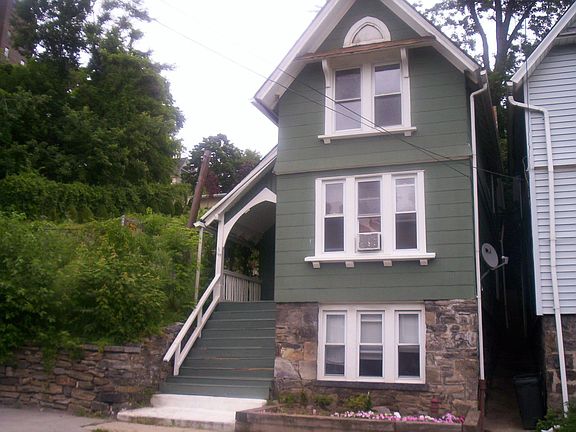 2nd image of 168 Stanley Ave