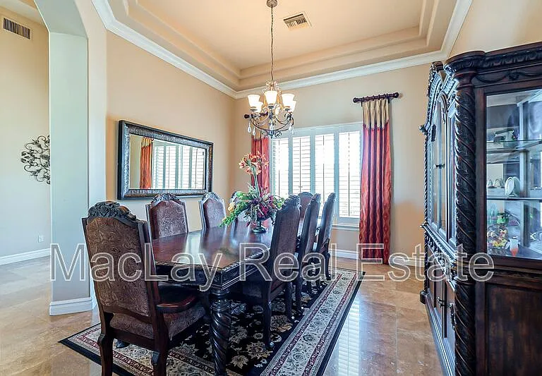 2720 E Jade Pl — Photo 15