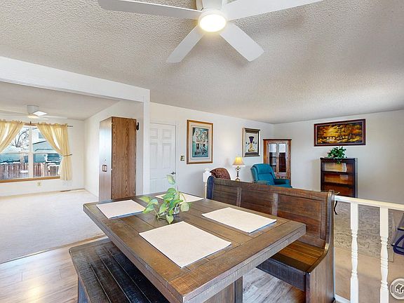 5th image of 367 Hawthorn Dr