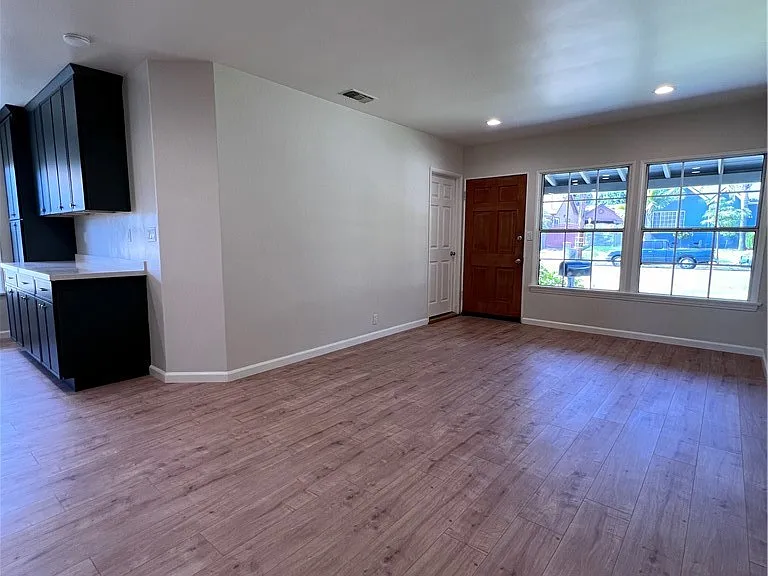 540 Crosby St — Photo 7