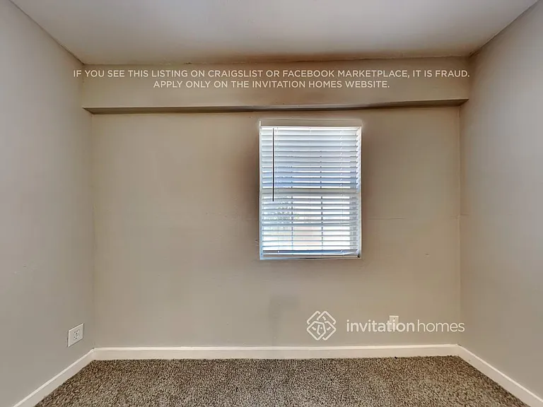 403 E Standifer St #A — Photo 10