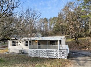 198 Peavyhouse Rd, Dayton, TN 37321