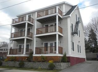 162 Thames St APT 4, Bristol, RI 02809