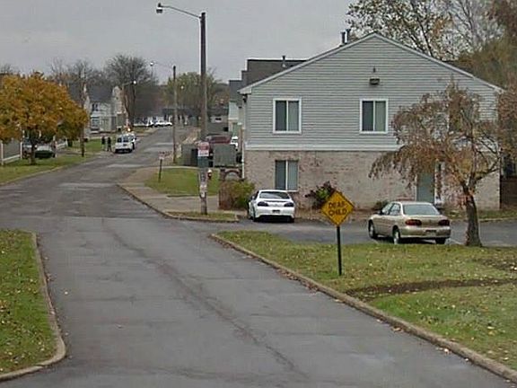 5th image of 213 Royal Mall Dr