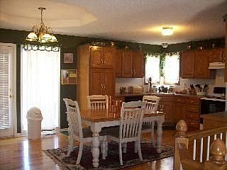2nd image of 6520 NE 44th Trl