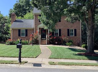 615 Laurel Fork Dr, Matthews, NC 28105